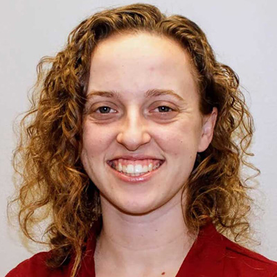 Headshot of Carly Applegarth