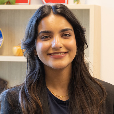 Headshot of Rayni Thomas