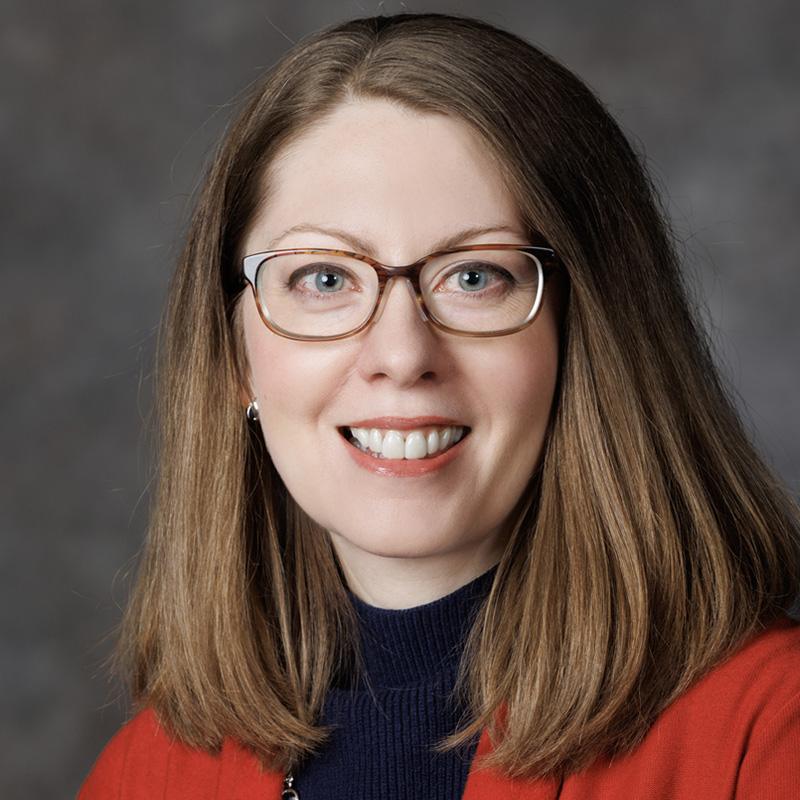 franzen-castle-lisa Headshot of Rayni Thomas